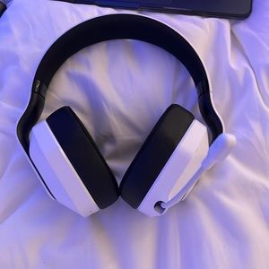 Gaming Bluetooth Headphones with wired options